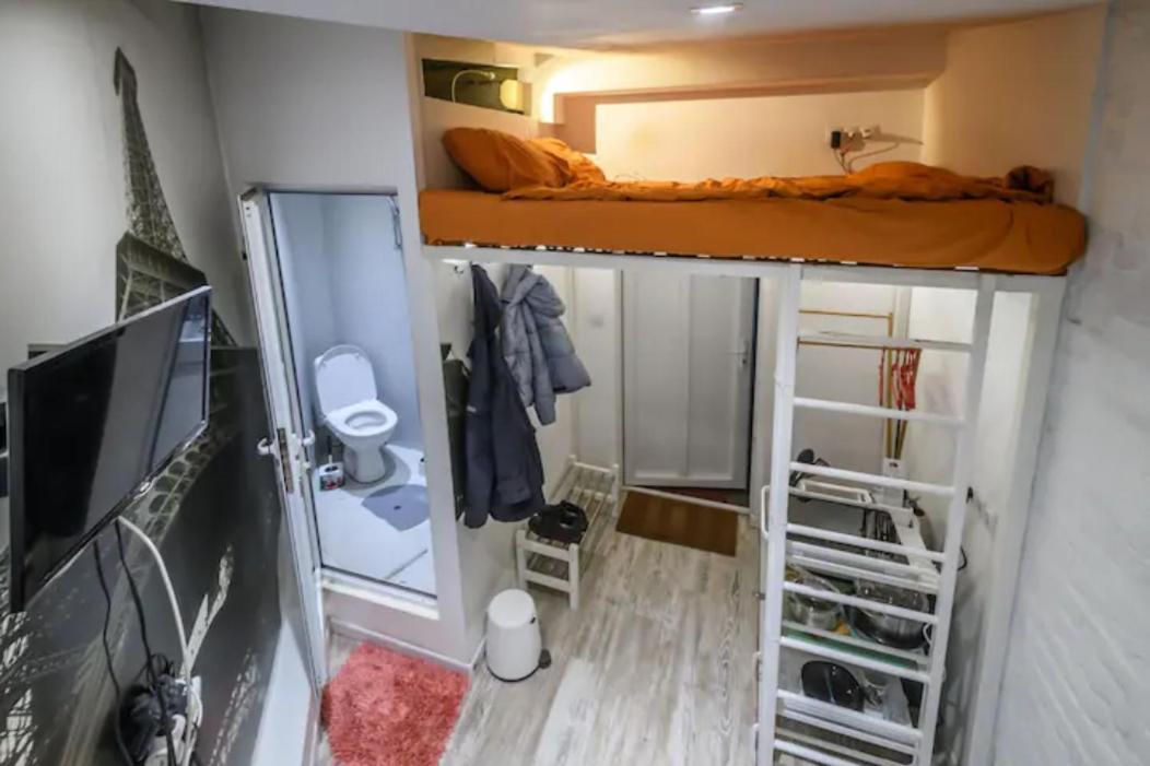Appartamento Cozy Loft In The Heart Of Sofia Esterno foto